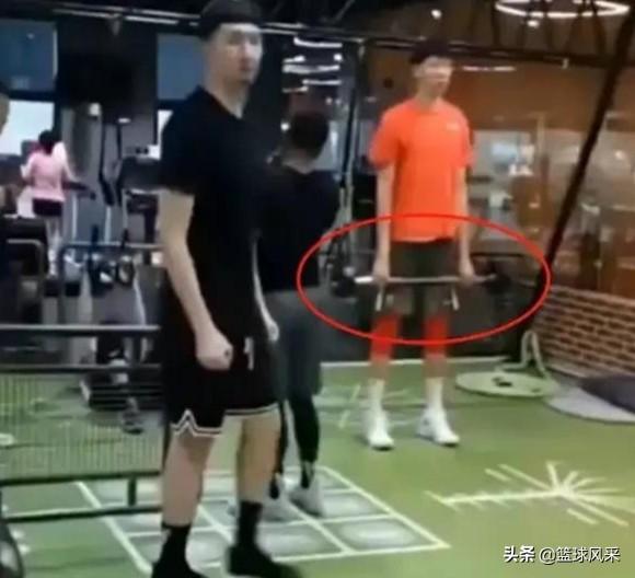 林书豪恢复训练