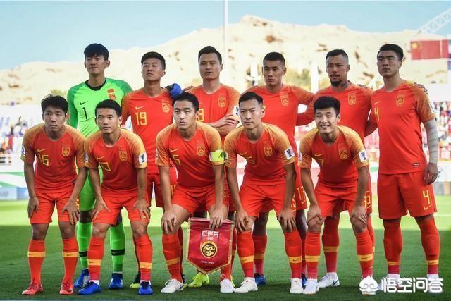 董路在国足说保护性接应
