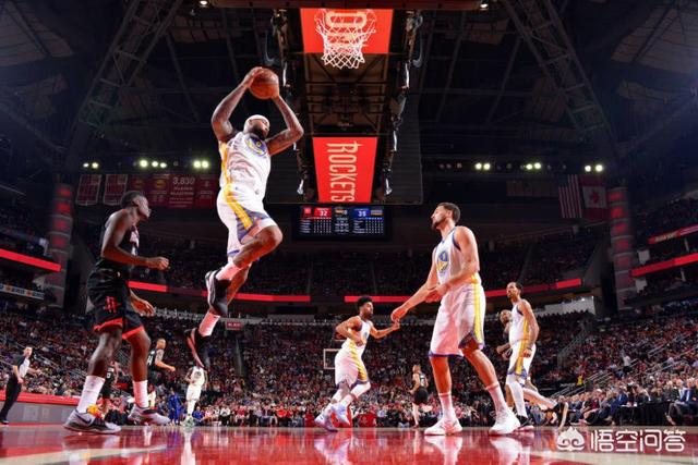 nba把球抛到天上
